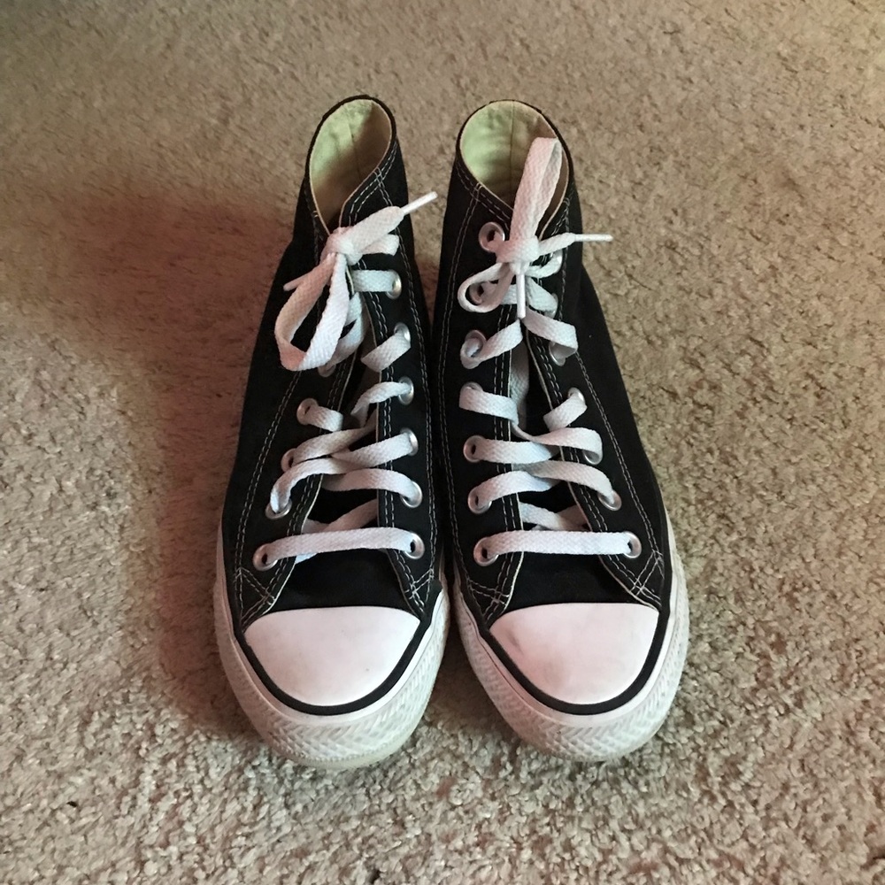 black converse